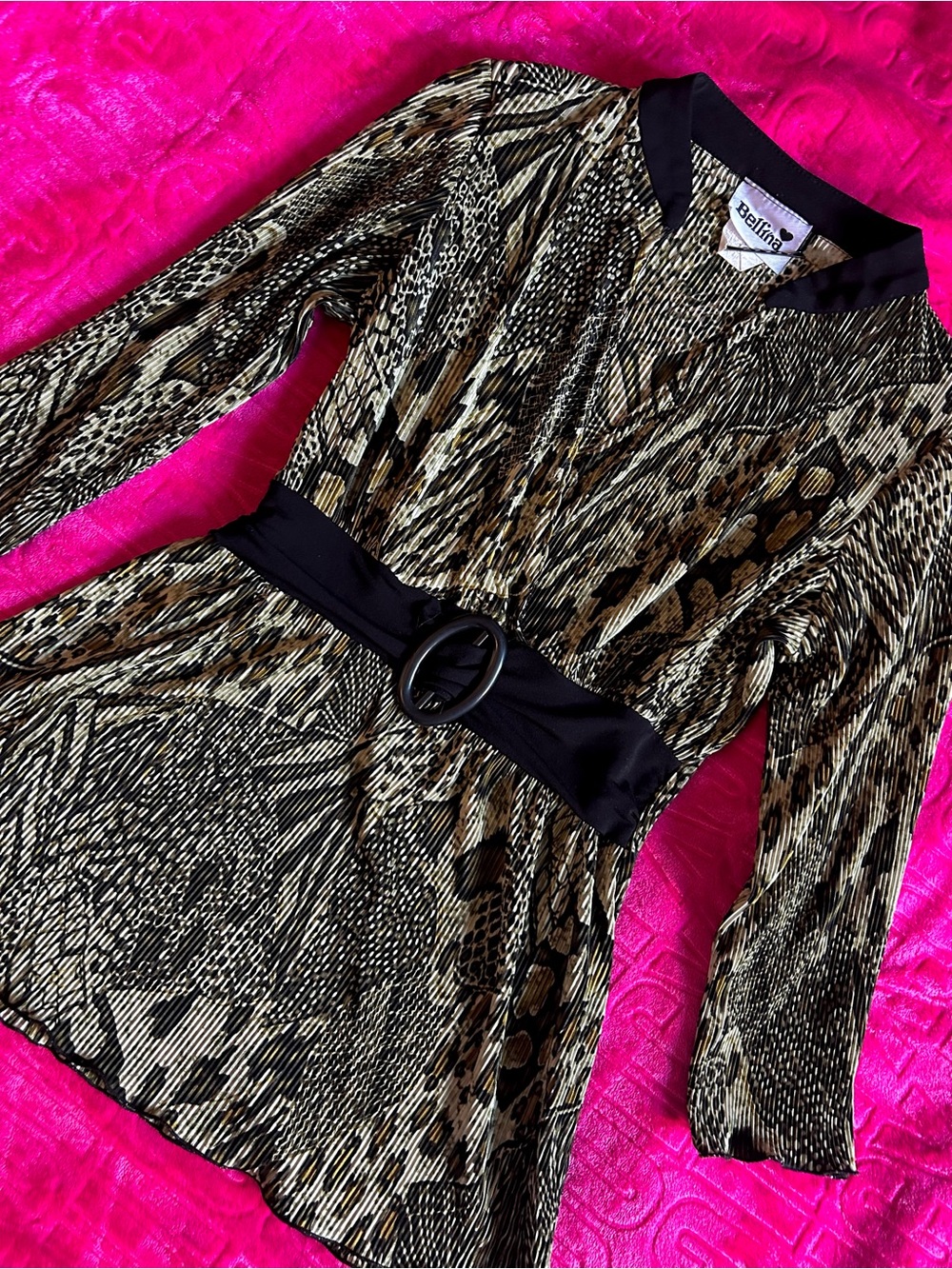Y2K Vintage ‘Bellina’ Green Snakeskin Print Party Blouse